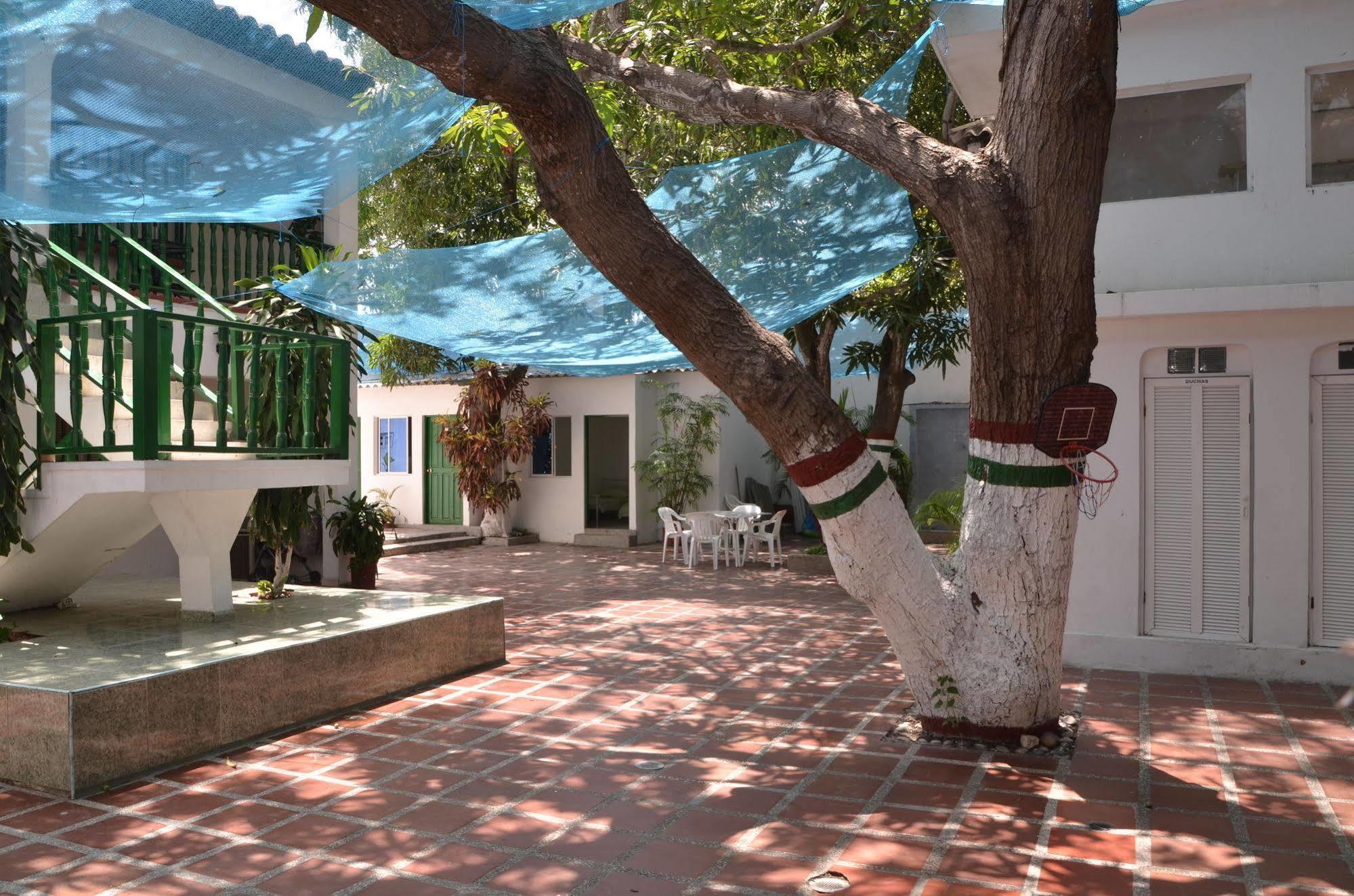 Hotel Vargas Airport Cartagena Eksteriør billede